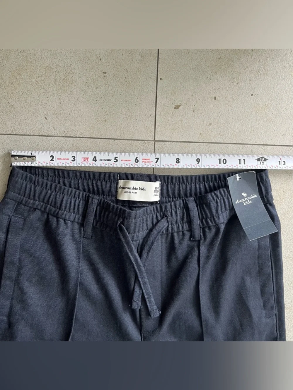 NWT Abercrombie Kids Loose Pant Navy Boys Size 11/12 Herringbone Texture Chino